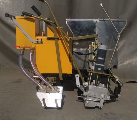 Due componenti di linea stradale di strisce di marcatura macchina di raschiatura versione